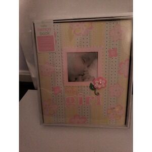 C.R. Gibson Loose Leaf Memory Book B2-5956 Baby Girl With Box First Five Years